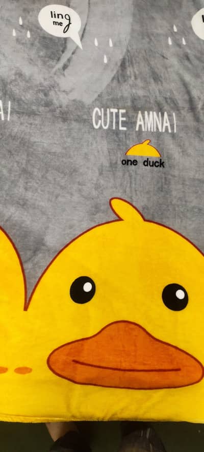 Cute Bear Printed Soft Blanket – Warm & Cozy