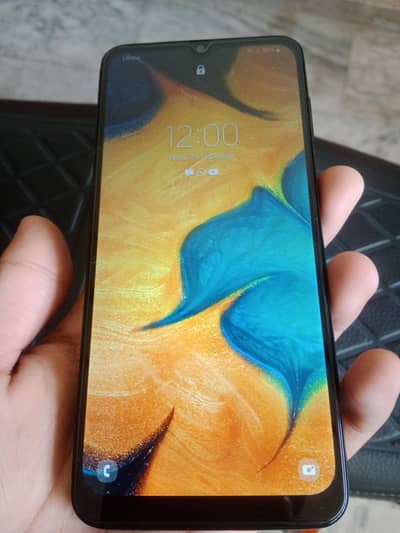 Samsung Galaxy A30 with box