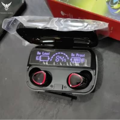 Waterproof earbuds with powerbank
