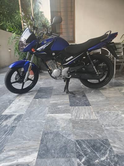 Ybr 125, 2023 model,