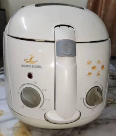 DEEP FRYER BLACK & DECKER MADE IN ENGLAND