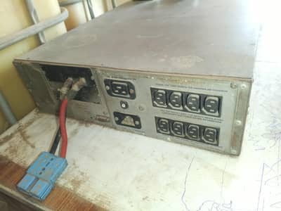 UPS APC 3000 watt double tranfarmer 10/10
