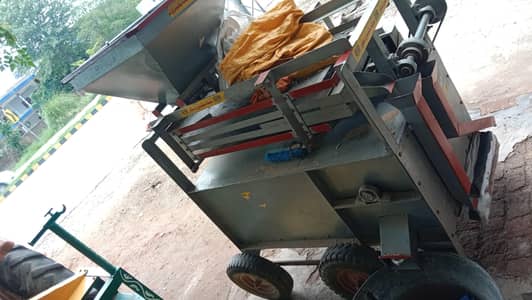 Gundam sfai chnaaa 4×3 good condition