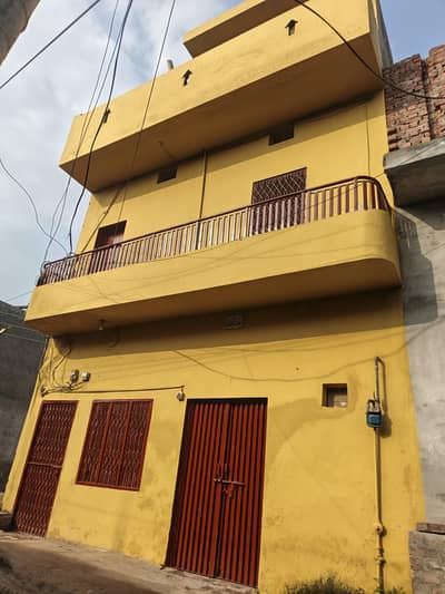 3 Marla double story, gala 18 foot , saverage pipe line &Gas available