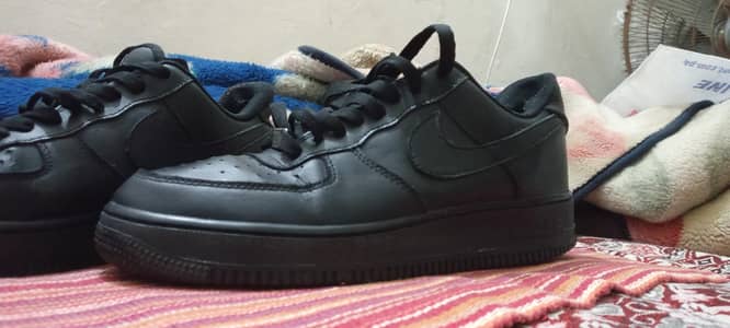Nike air force 1 Black color size 8.5 / 9