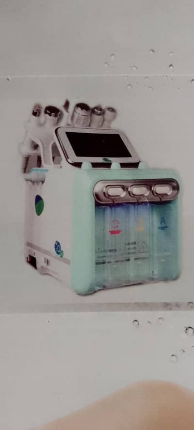 Hydra Facial Machine 7 in one