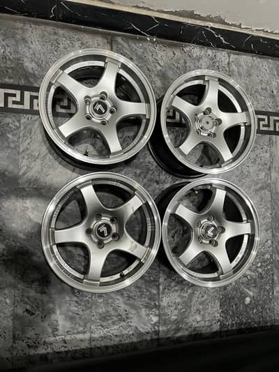 15inch 114 pcd 5nuts