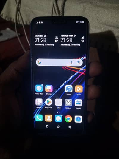 Best Low budget phone Huawei p20 lite