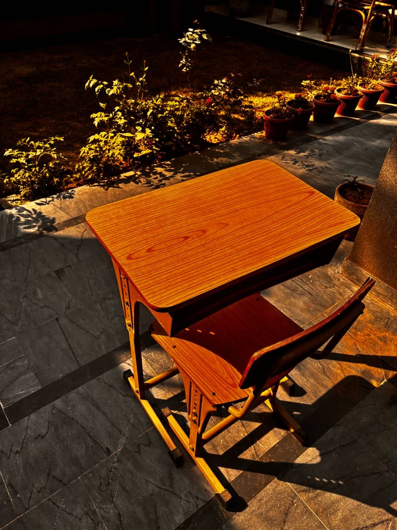 Study table & Chair 3