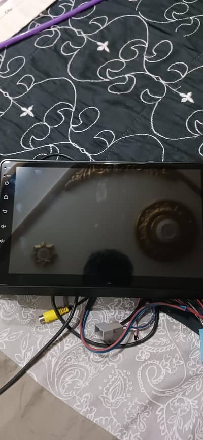 brand new lcd with 4 speaker  orgianl working alll