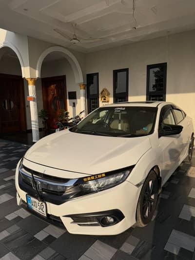 Honda Civic Oriel 1.8 i-VTEC CVT