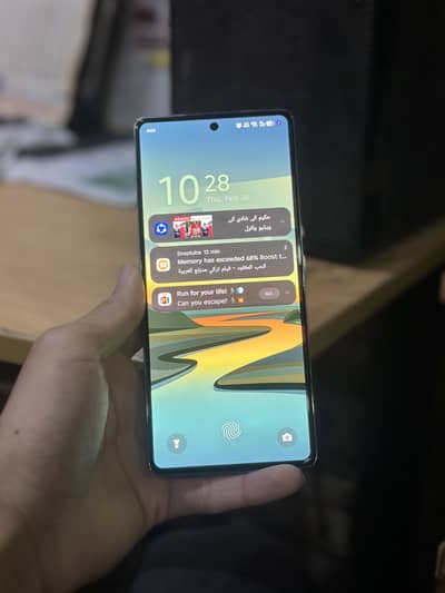 Infnix hot 40 8 / 256gb 10 by 10 condition