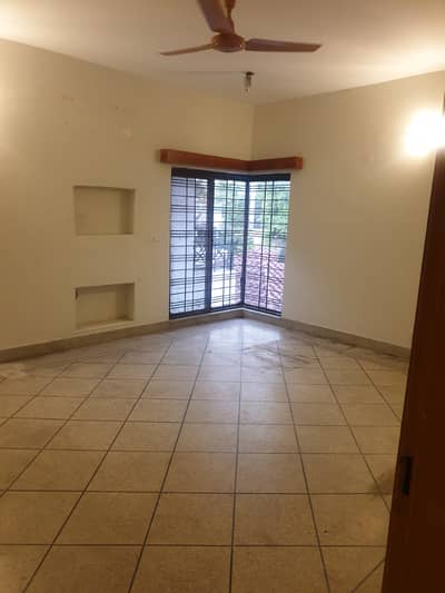 1 Kanal Single Storey House For Rent In Cavalry Ground Cantt