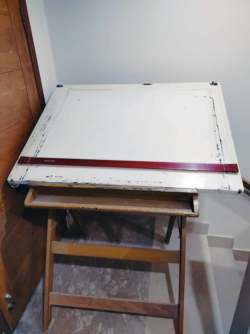 Drafting Board with Stand 1