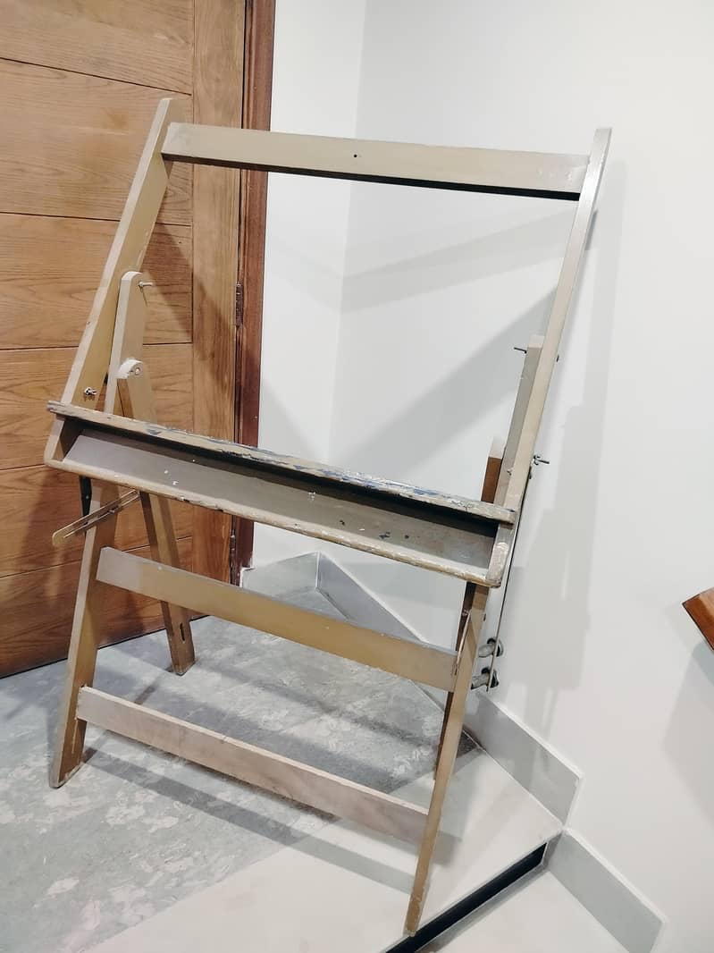 Drafting Board with Stand 3