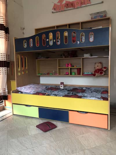 Triple kids bunk bed with 3 mattress