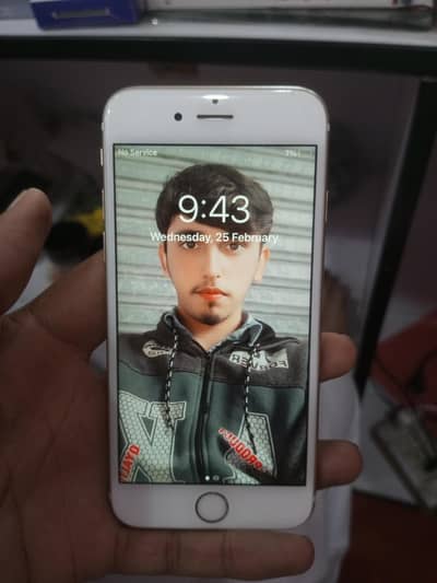 iphon 6s 64GB ios15.8. 6 WhatsApp supportrd