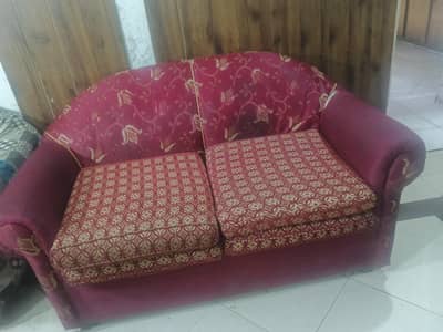 2 seater and 1 seater sofa set in good condition