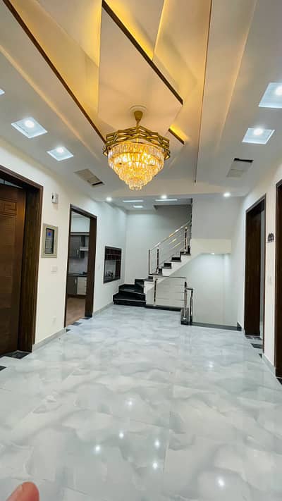 5 marla barnd new house for sale jubilee town