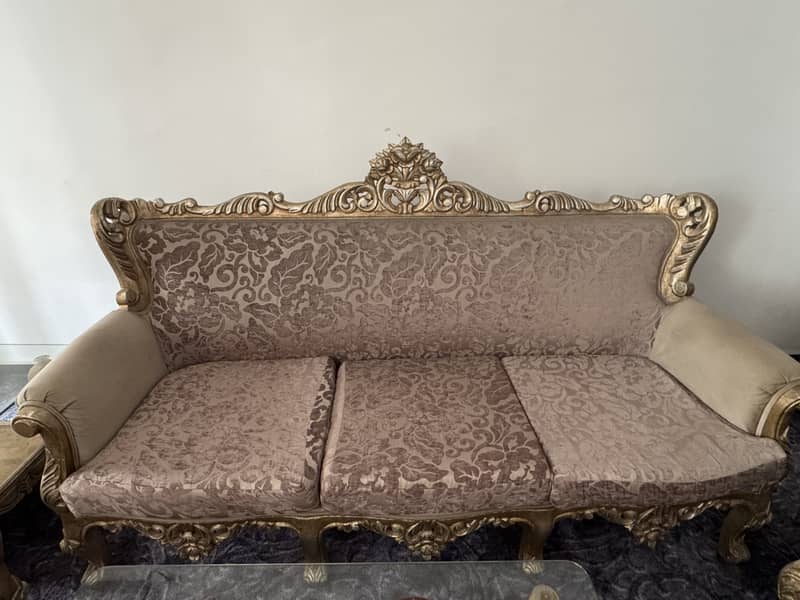 slightly used sofa set 1