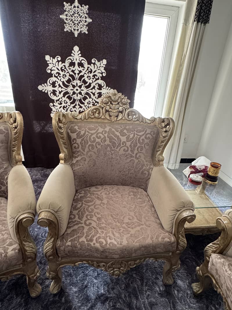 slightly used sofa set 2