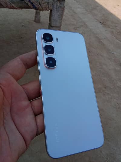 infinix hot 60 pro 8gb 128gb charger Sath hy