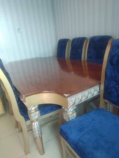 dining table with  6 chairs