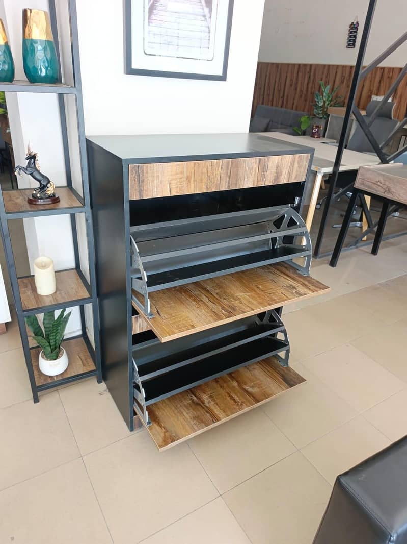 Shoe rack 9