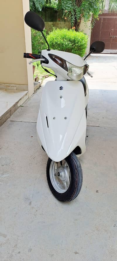 scooty suzuki 49cc efi  japan