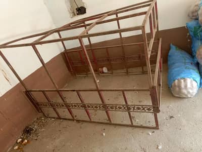 Loader Ricksha Chett for anmal picking and school picking