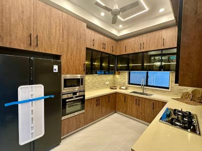 Exquisite 10 Marla Modern Home For Sale In DHA Phase 7, Lahore Price Negotiable