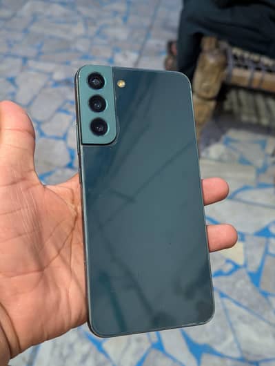 Samsung galaxy s22 plus