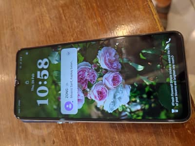 Vivo Y04 4/128GB - Titanium Gold (Brand New, Unused) 8 month warranty