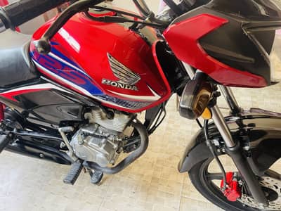 Honda cb 125F lush comdtion