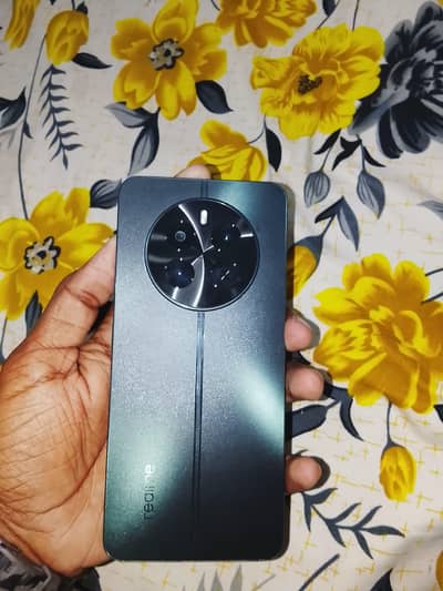 Realme 12 12/256 green colour