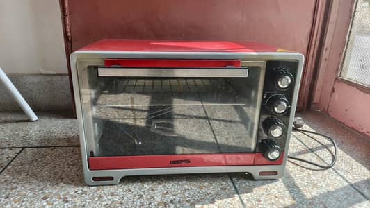 Geepas Electric Oven / Baking / Roasting