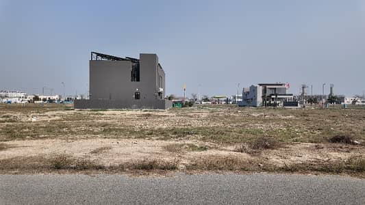 1 Kanal Plot For Sale DHA Phase 7 Z1-Block