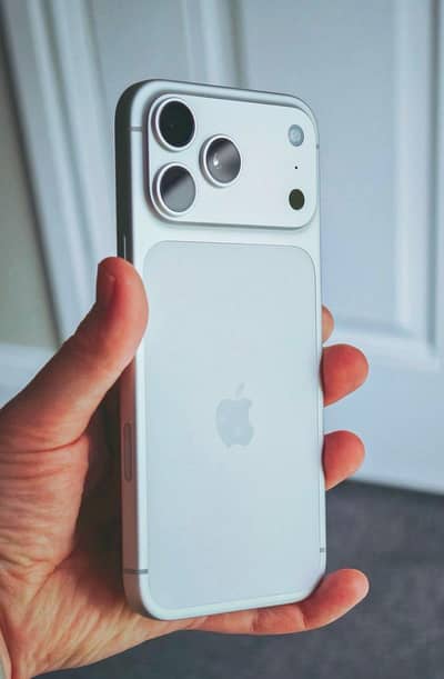 iPhone 17 Pro Max 256GB Non Pta Factory Unlock