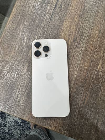 Iphone 16 pro max dessert titanium