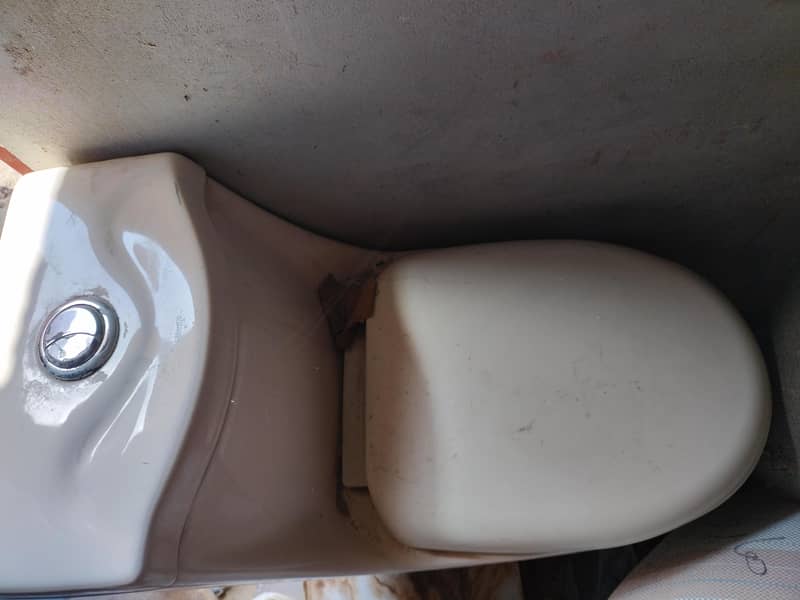 Door. . window . . comot. light. . etc 10