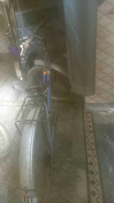 bicycle  blue colour 8 gair