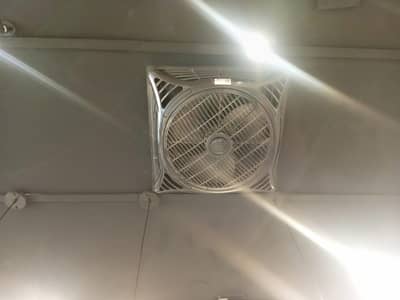 Table chairs for sale