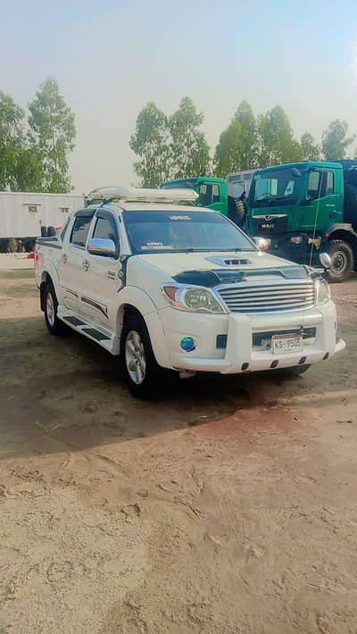 vigo Thailand 2011 ka bonnet fendr head light grill bumper chati