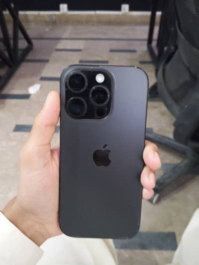 0/3/4/7/9/4/8/1/8/3/5