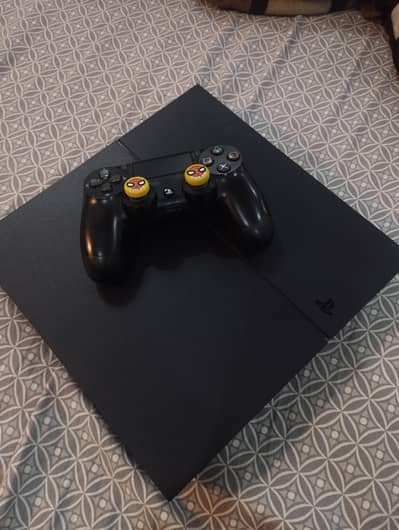 ps4 fat 500 gb in excellent condition