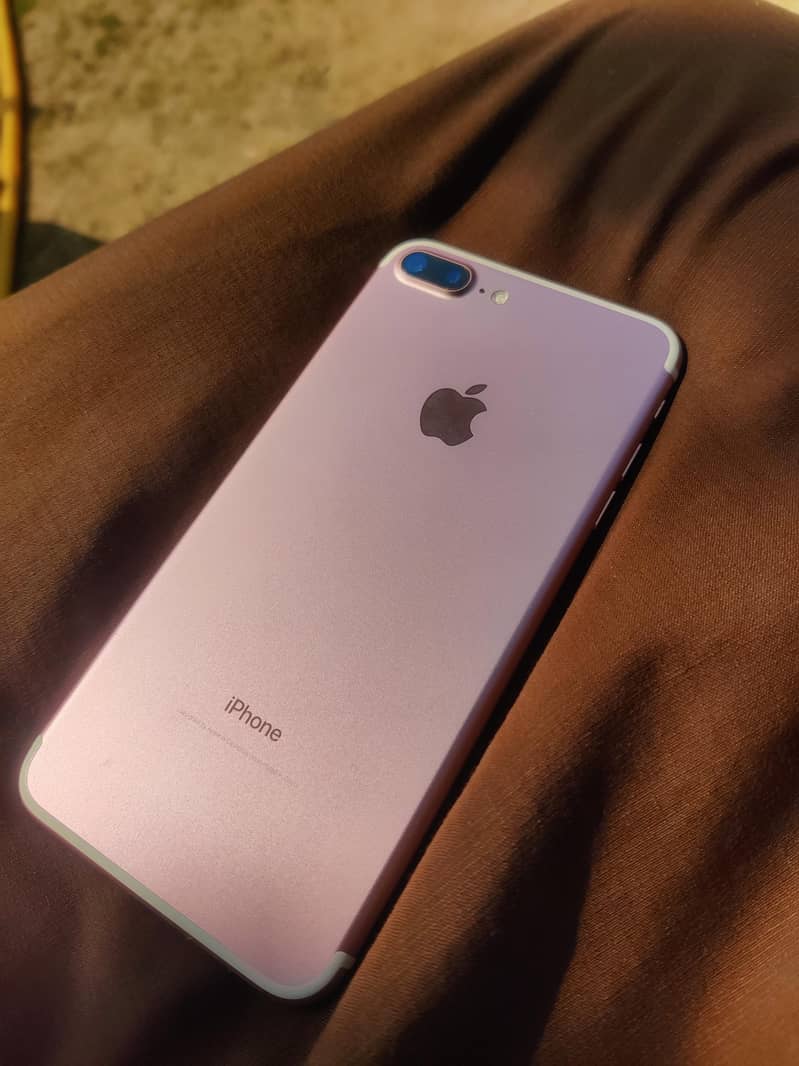 iphone 7plus mint condition 5