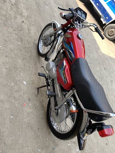 Honda 125 24 model double tanki