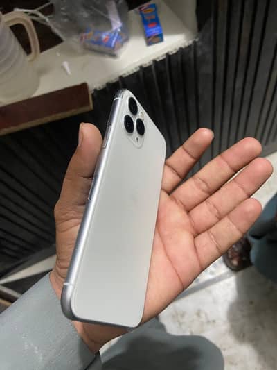 iphone 11pro factory unlock 10by 10 256gb