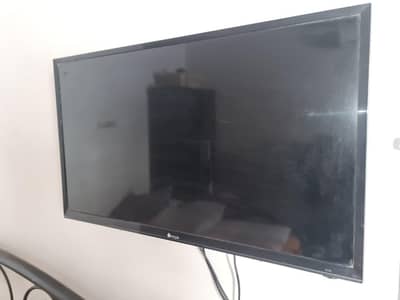 orange LCD Tv