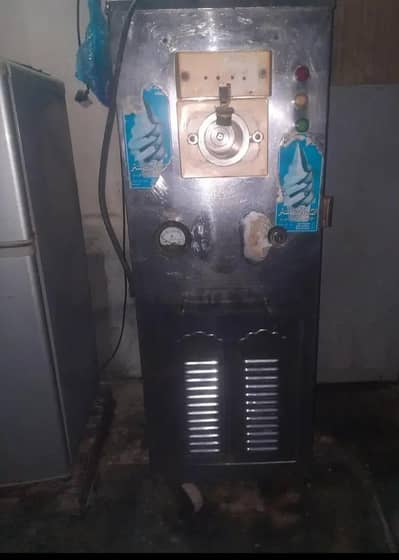 Ice cream mashen all ok good working use main ha butt working all ok .